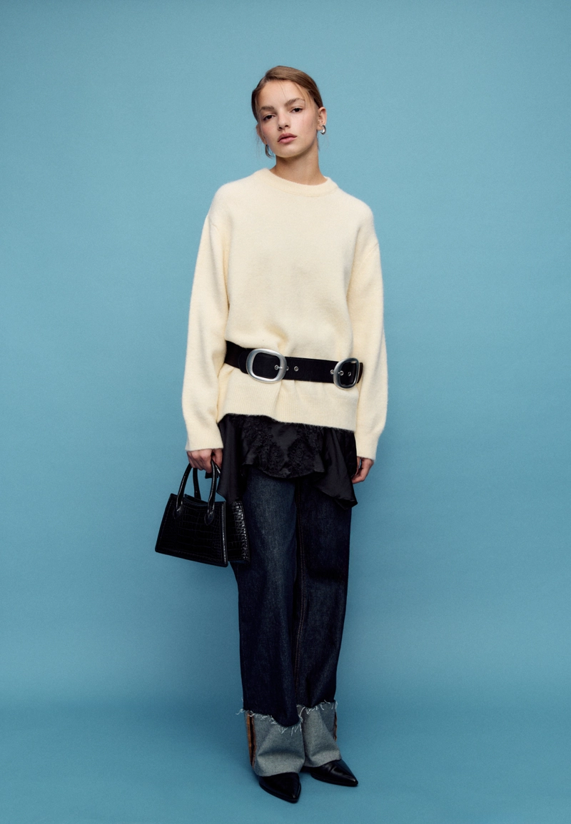 Сумка-трапеция с тиснением под кожу крокодила