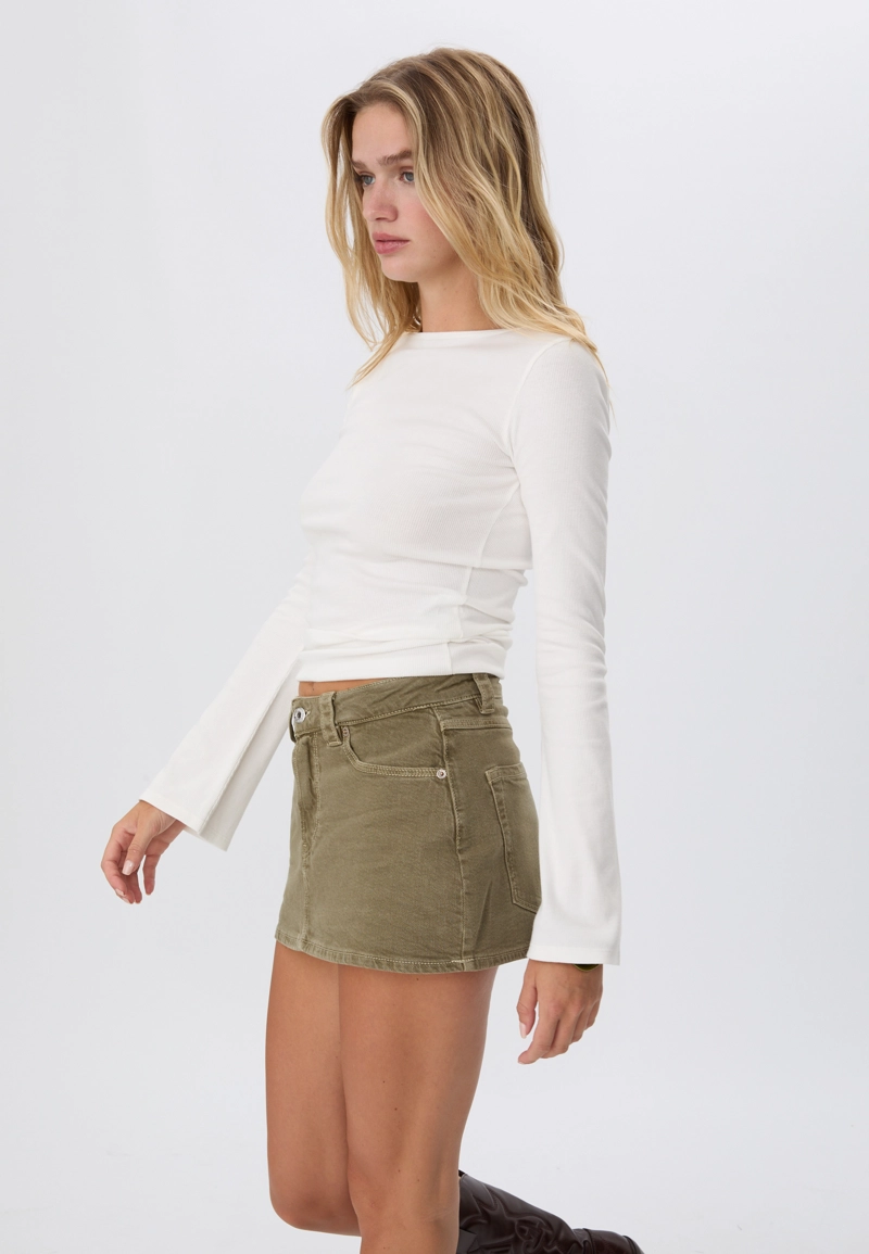 D62 Джинсовая юбка-шорты