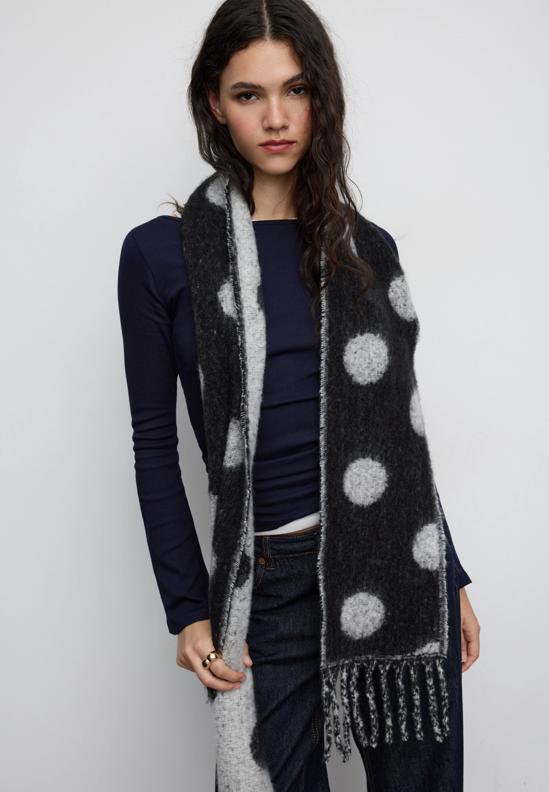 Шарф в горошек