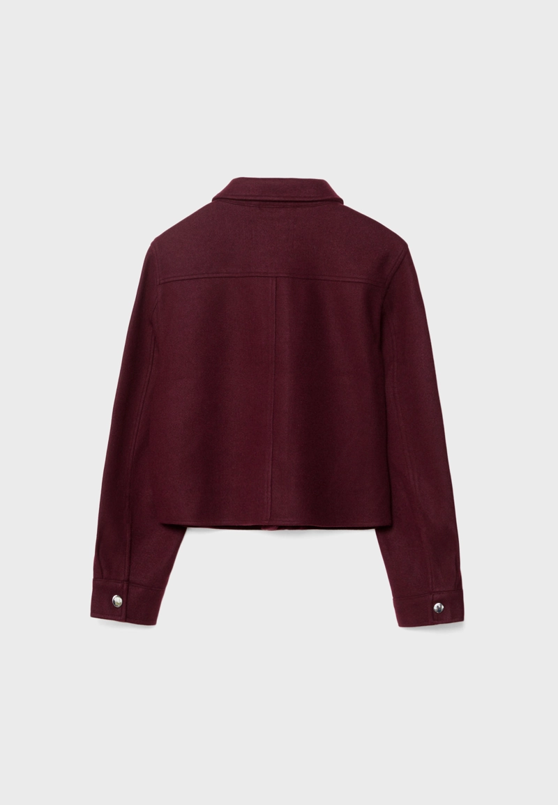 Укороченная куртка из мягкой ткани