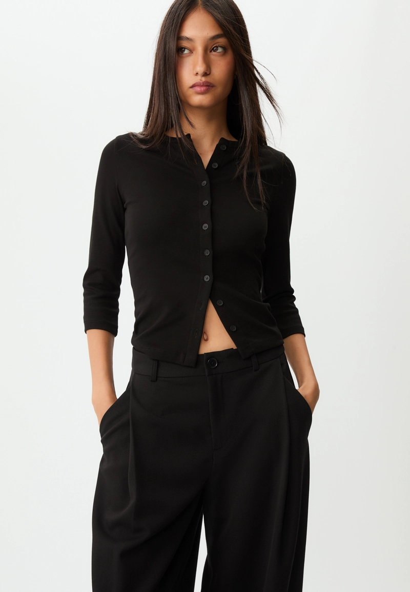 Классические брюки с защипами