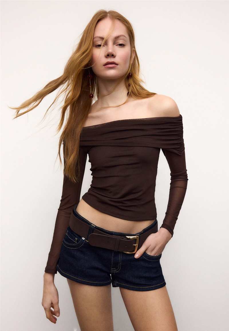 Асимметричная футболка из полупрозрачной ткани