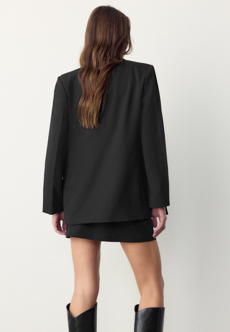 Открытый пиджак