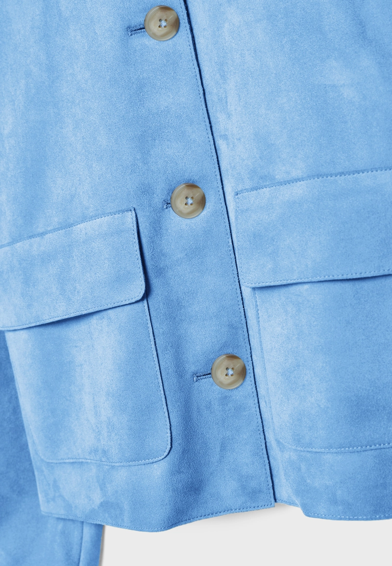 Куртка из искусственной замши с карманами