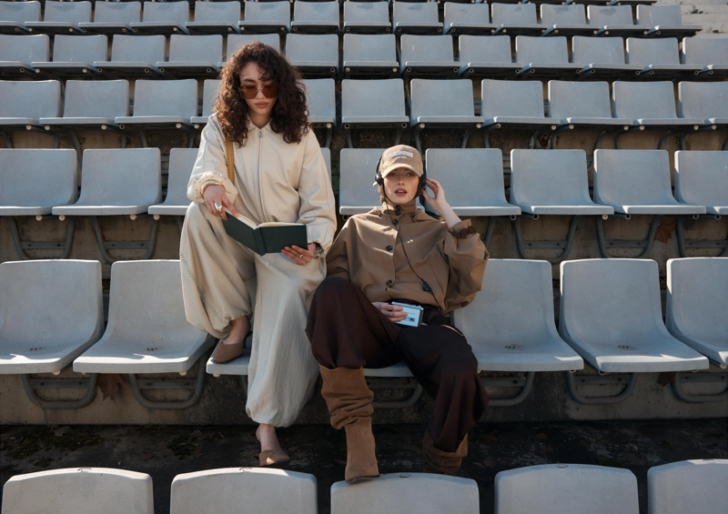 Кепка с надписью из искусственной замши