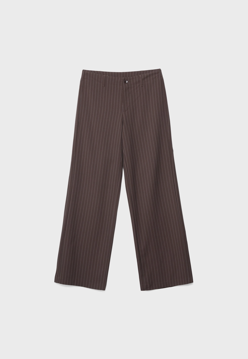 Классические зауженные брюки в полоску