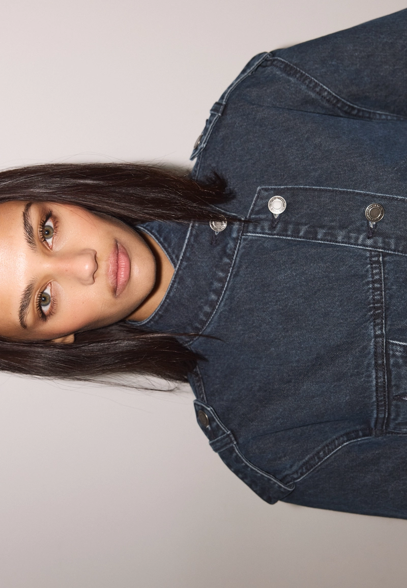 Джинсовая куртка с запахом