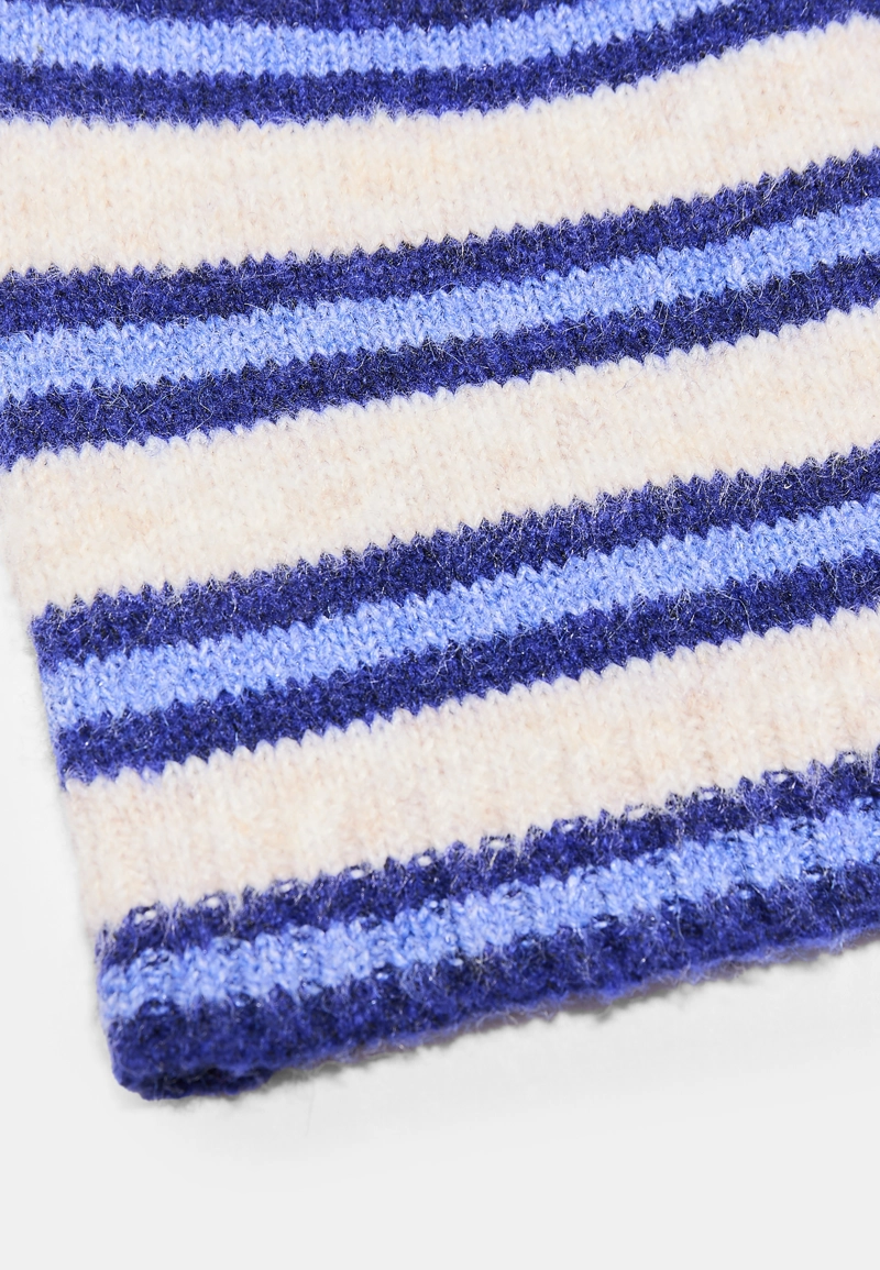 Шапка в полоску