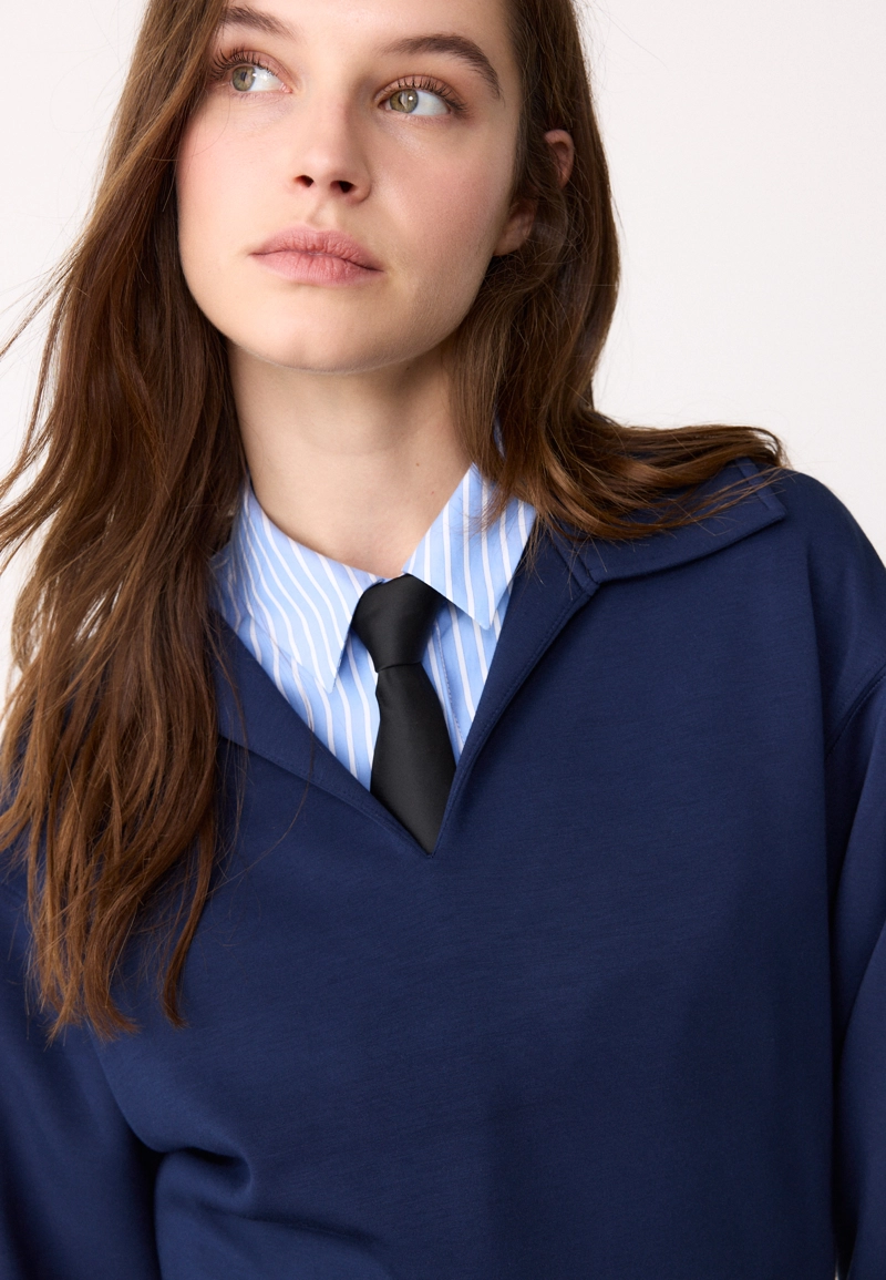 Толстовка из мягкой ткани