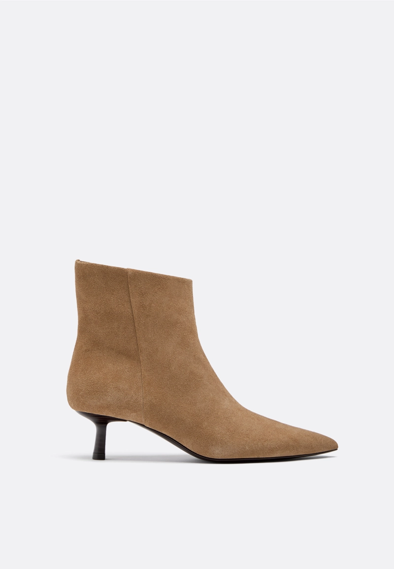Ботильоны на среднем тонком каблуке из кожи