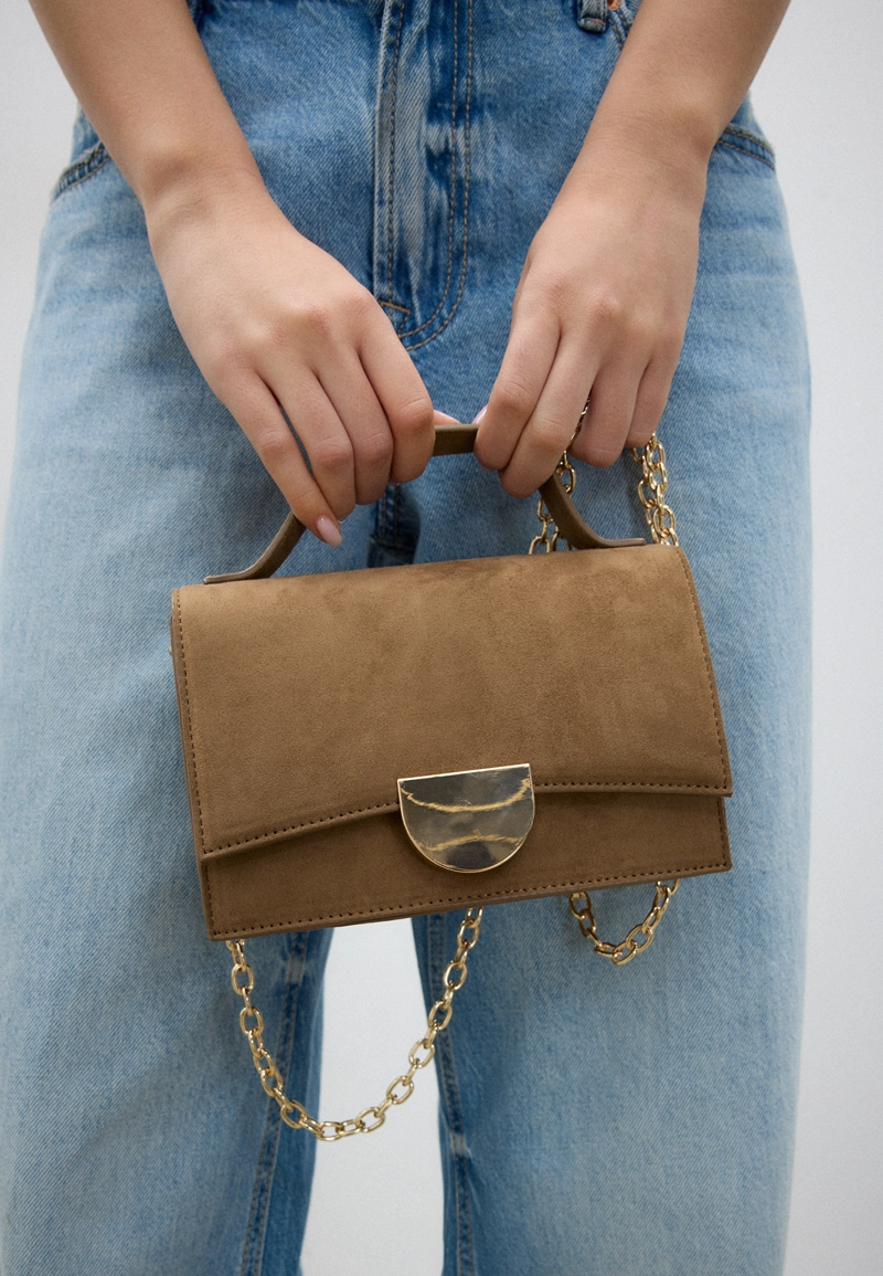 Жесткая мини-сумка с плечевым ремнем