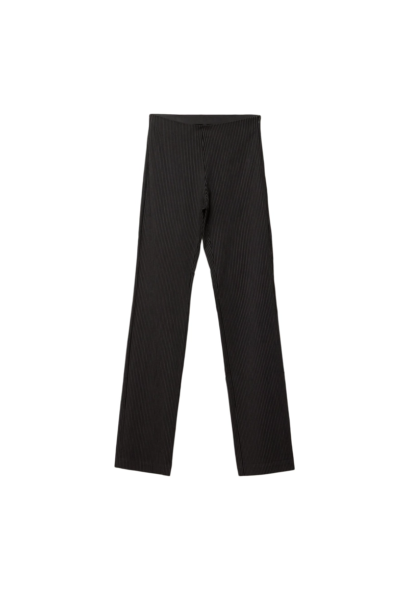 Зауженные брюки в полоску