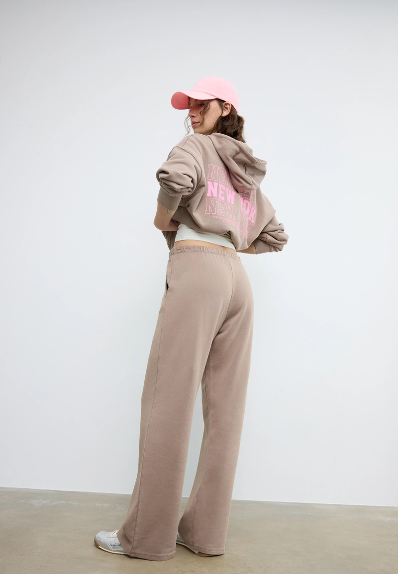 Брюки-джоггеры с эффектом позиционной стирки