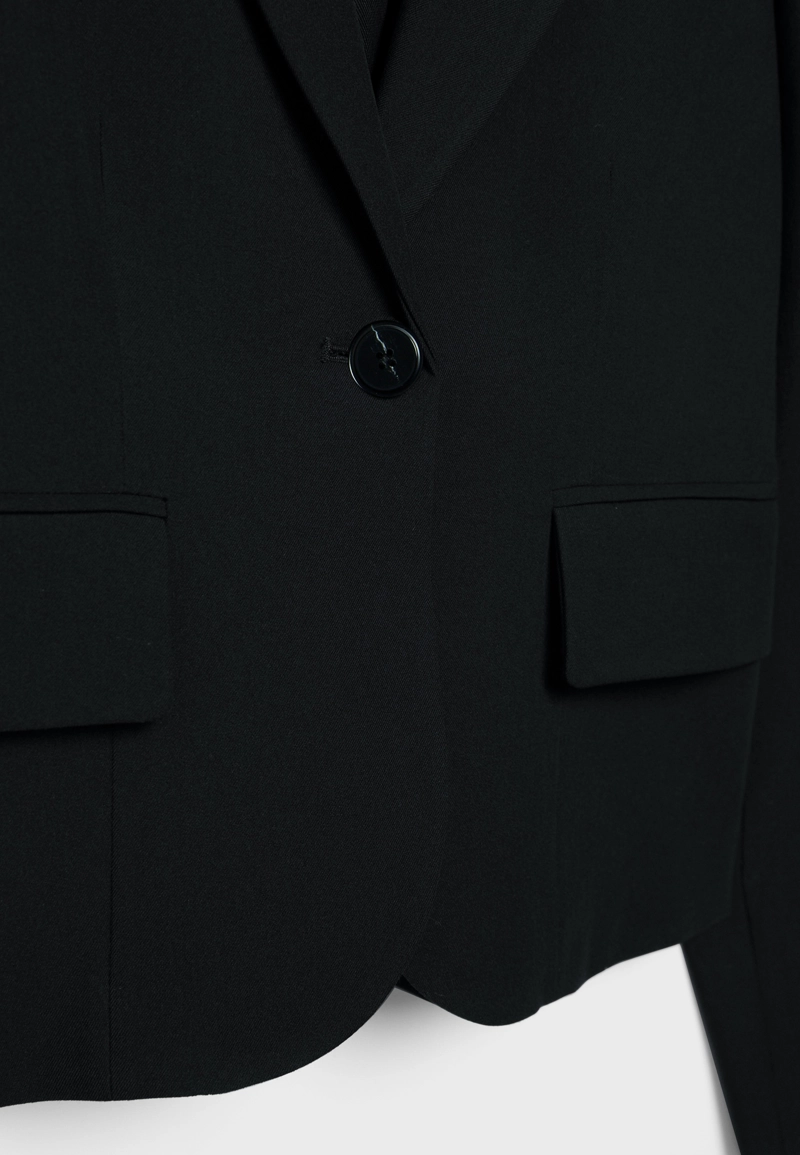 Укороченный пиджак