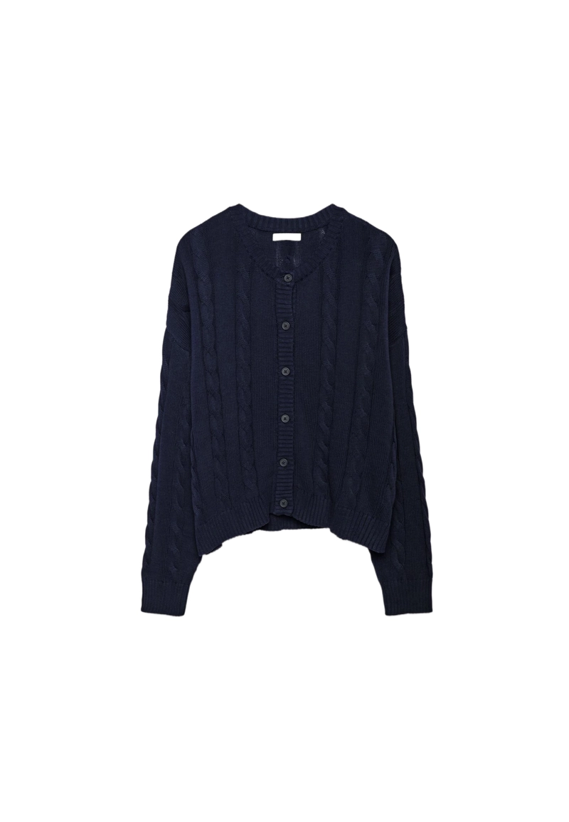 Вязаный кардиган с косами на пуговицах