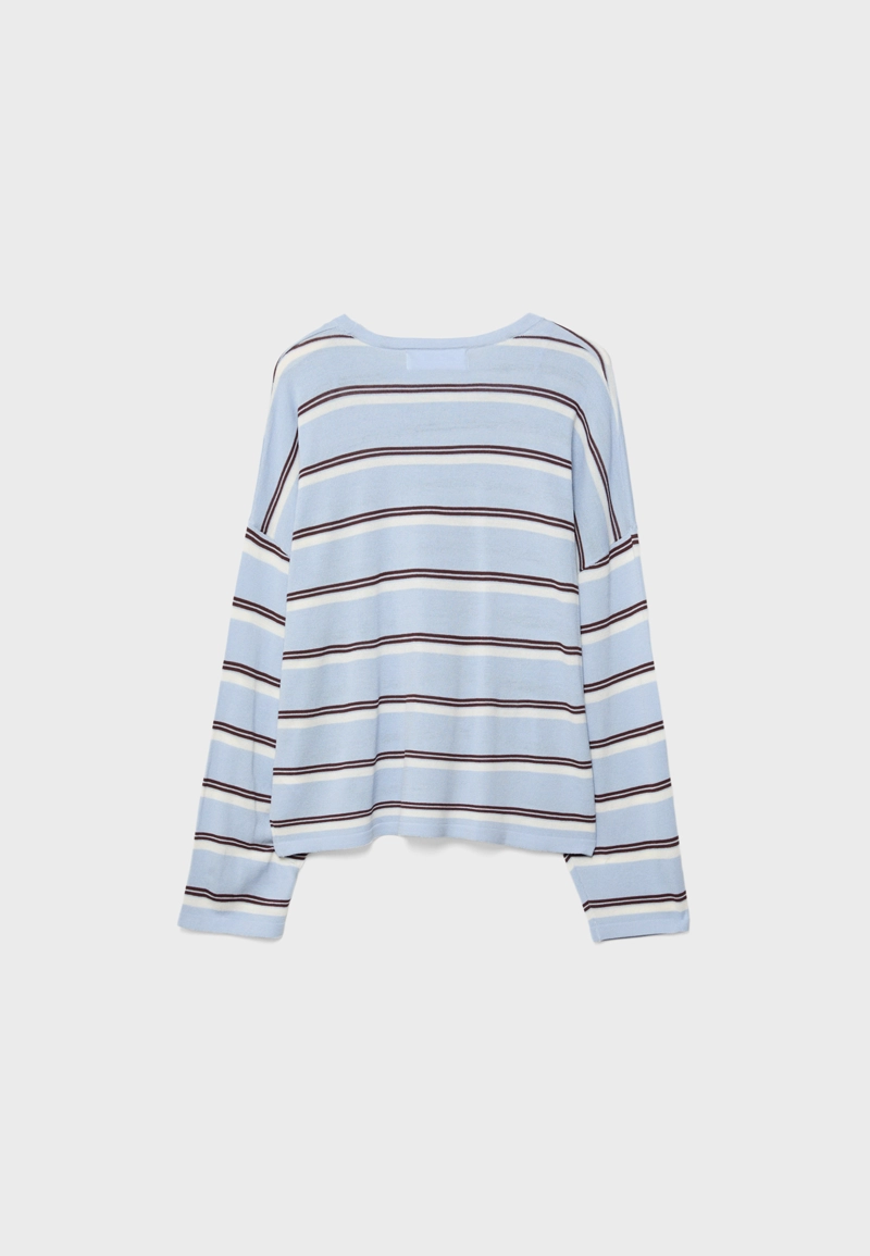 Тонкий трикотажный свитер в полоску