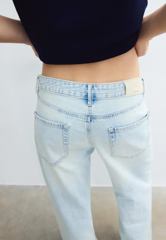 Джинсы D91 с низкой посадкой и широкими штанинами