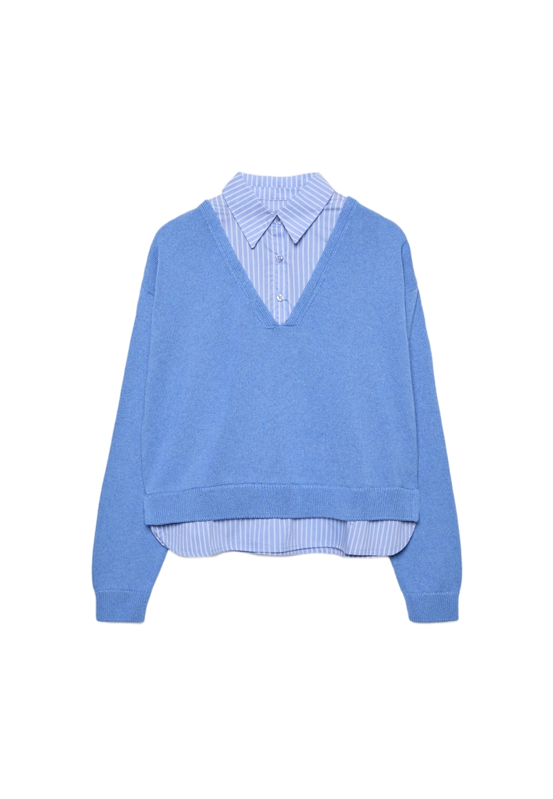 Двухматериальный вязаный свитер