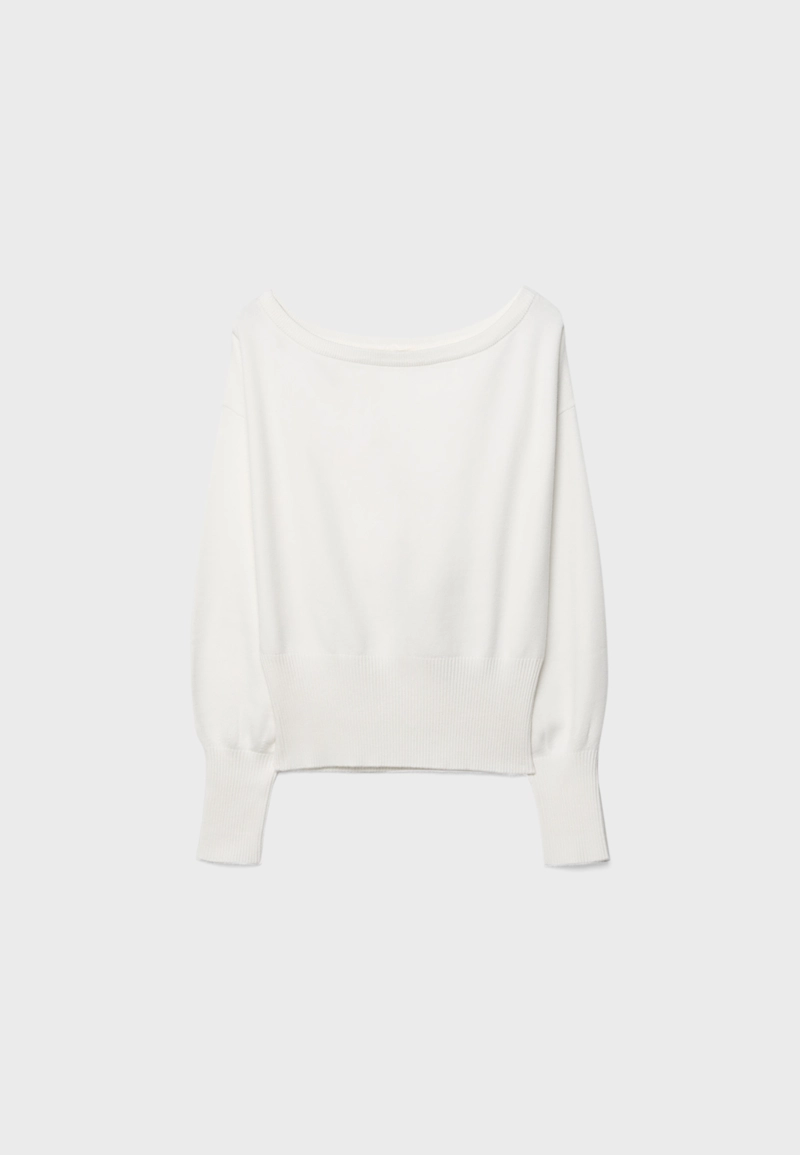 Трикотажный свитер асимметричного кроя в рубчик