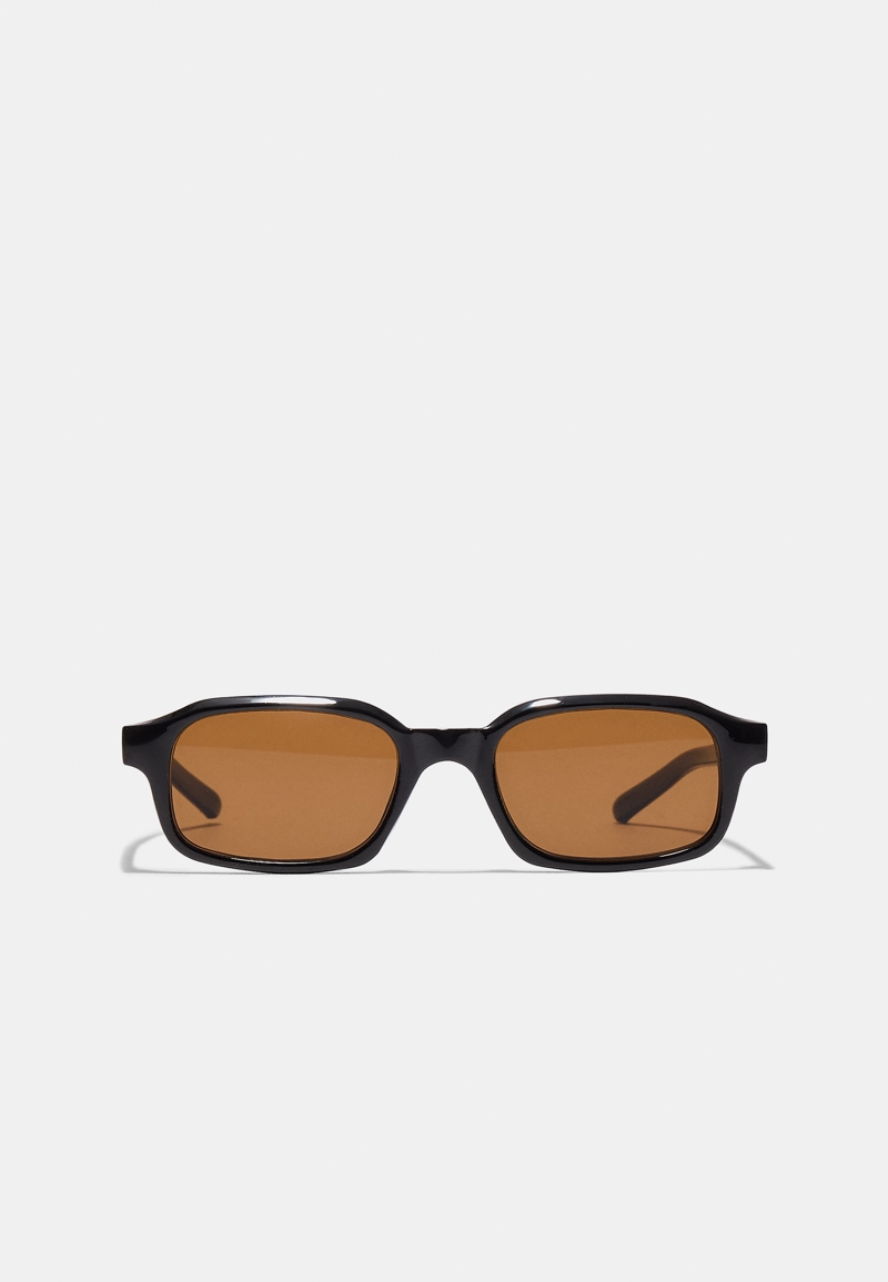 ПРЯМОУГОЛЬНЫЕ ОЧКИ