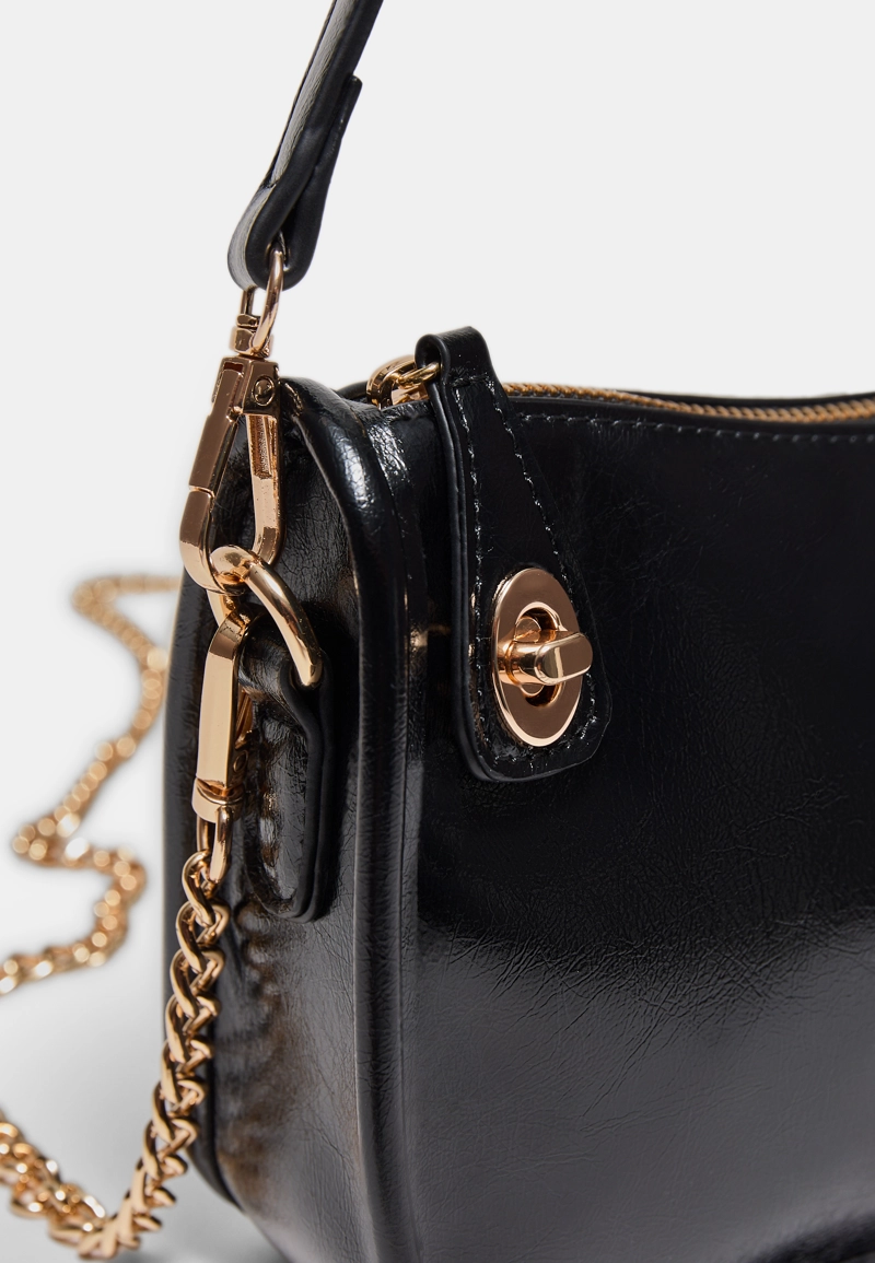 Сумка-кроссбоди с возможностью ношения разными способами