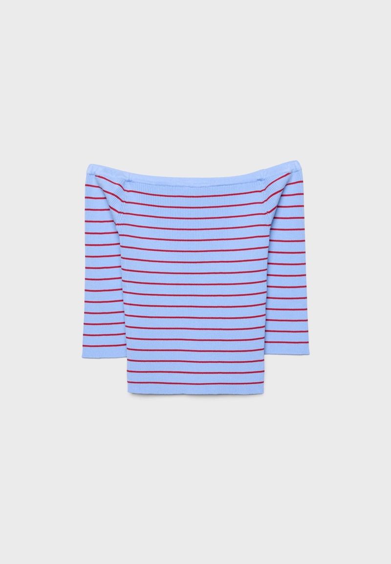 Трикотажный свитер в полоску облегающего кроя