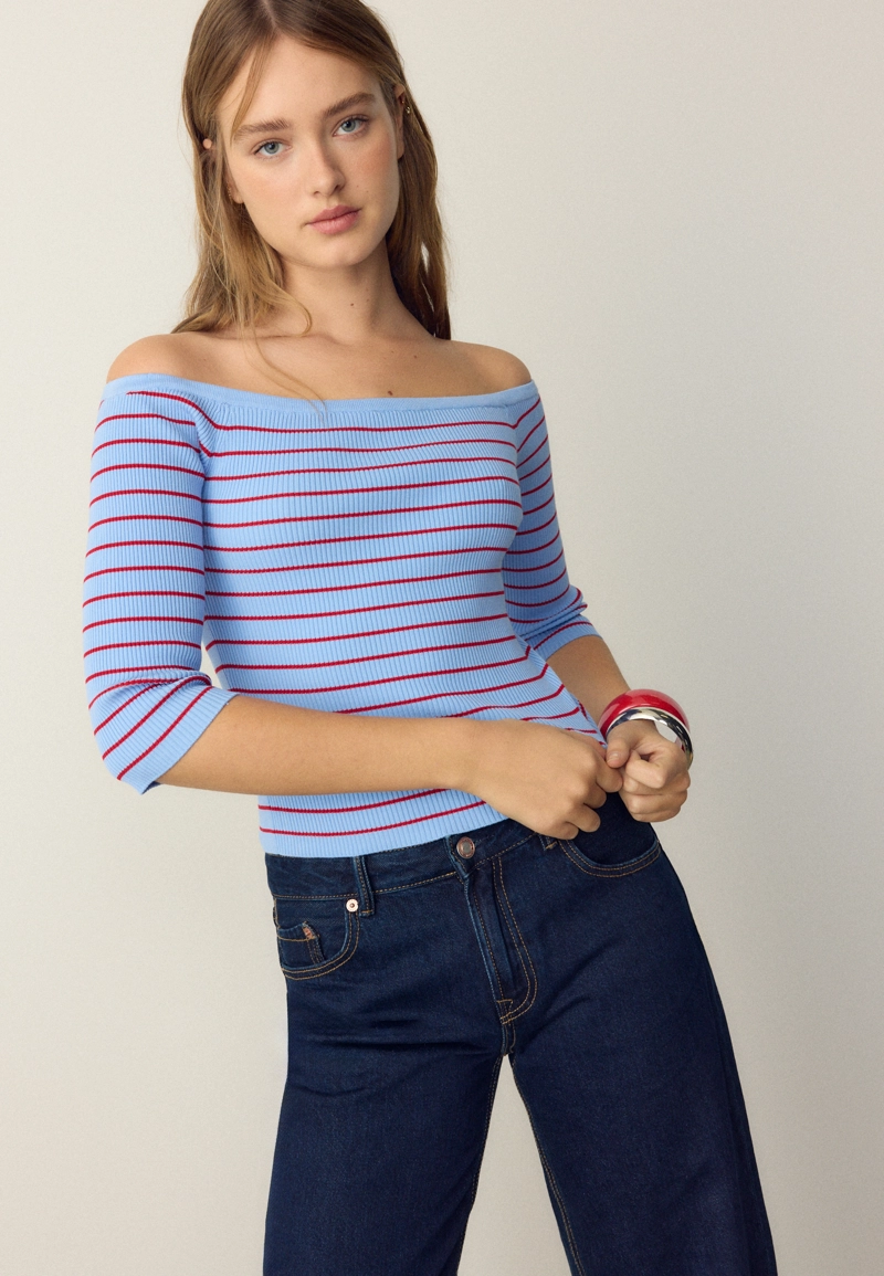 Трикотажный свитер в полоску облегающего кроя