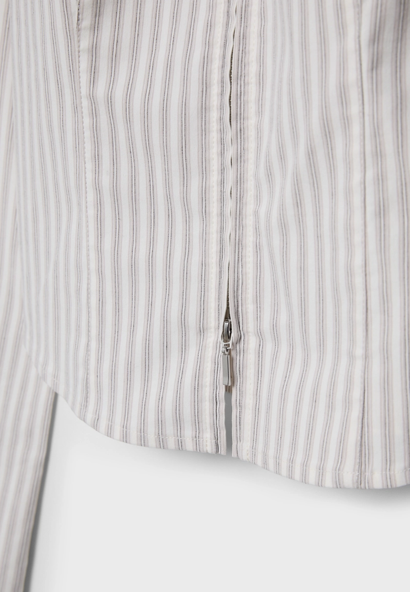 ПРИТАЛЕННАЯ РУБАШКА ИЗ БЕНГАЛИНА НА ДВОЙНОЙ МОЛНИИ