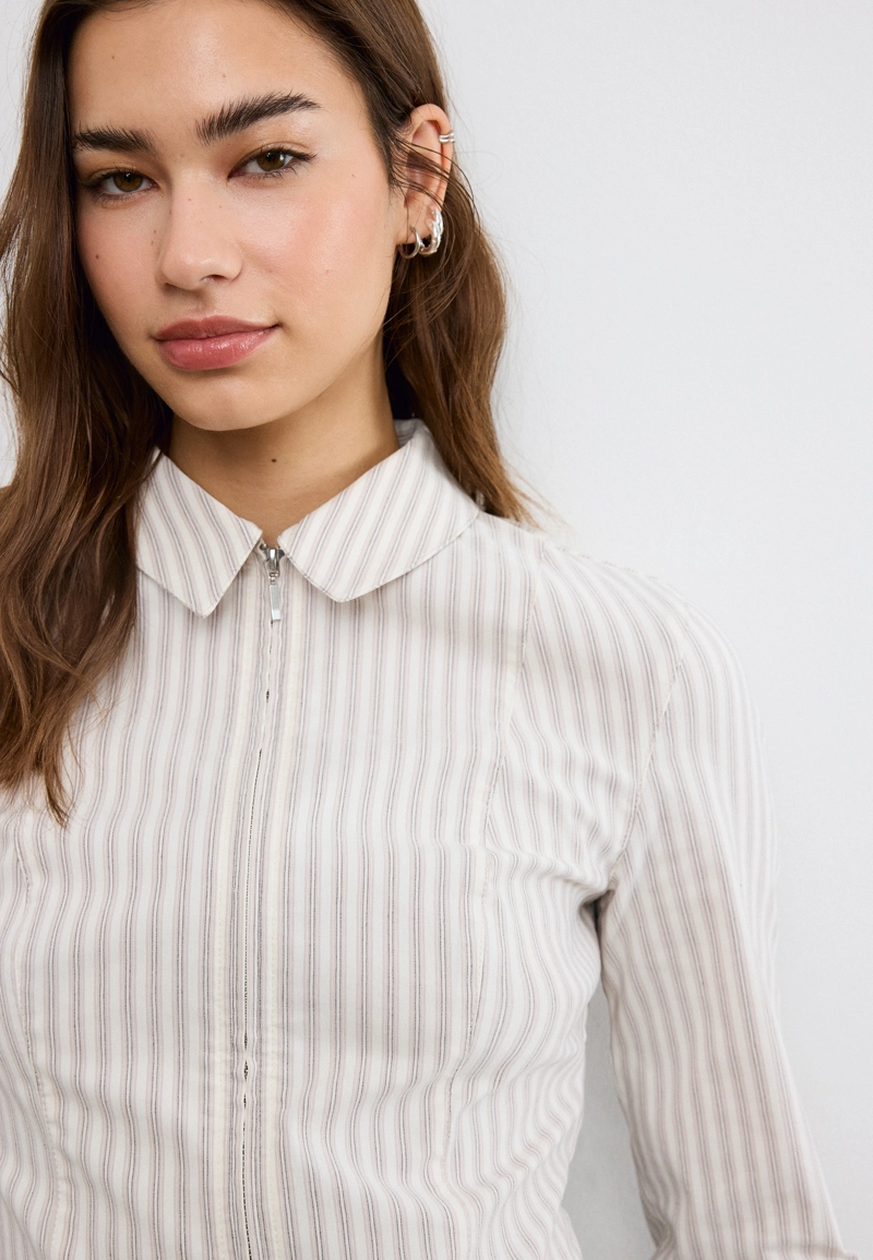 ПРИТАЛЕННАЯ РУБАШКА ИЗ БЕНГАЛИНА НА ДВОЙНОЙ МОЛНИИ