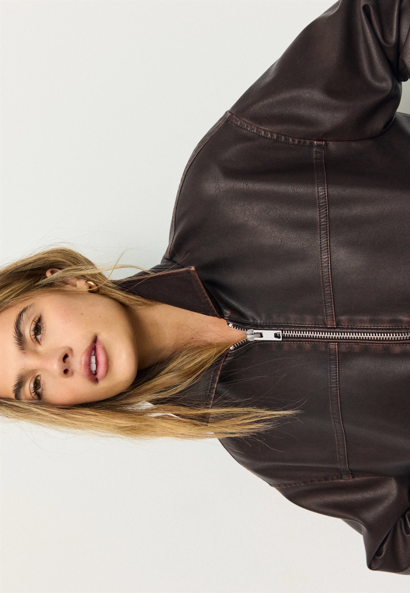 Куртка оверсайз из искусственной кожи с эффектом потертости