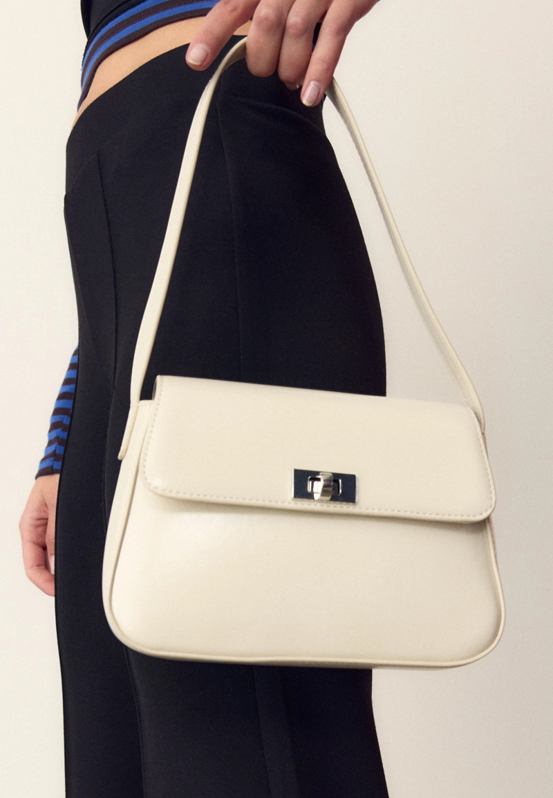 Сумка на плечо с клапаном