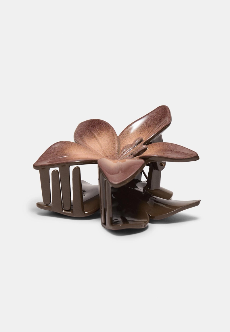 Заколка-цветок