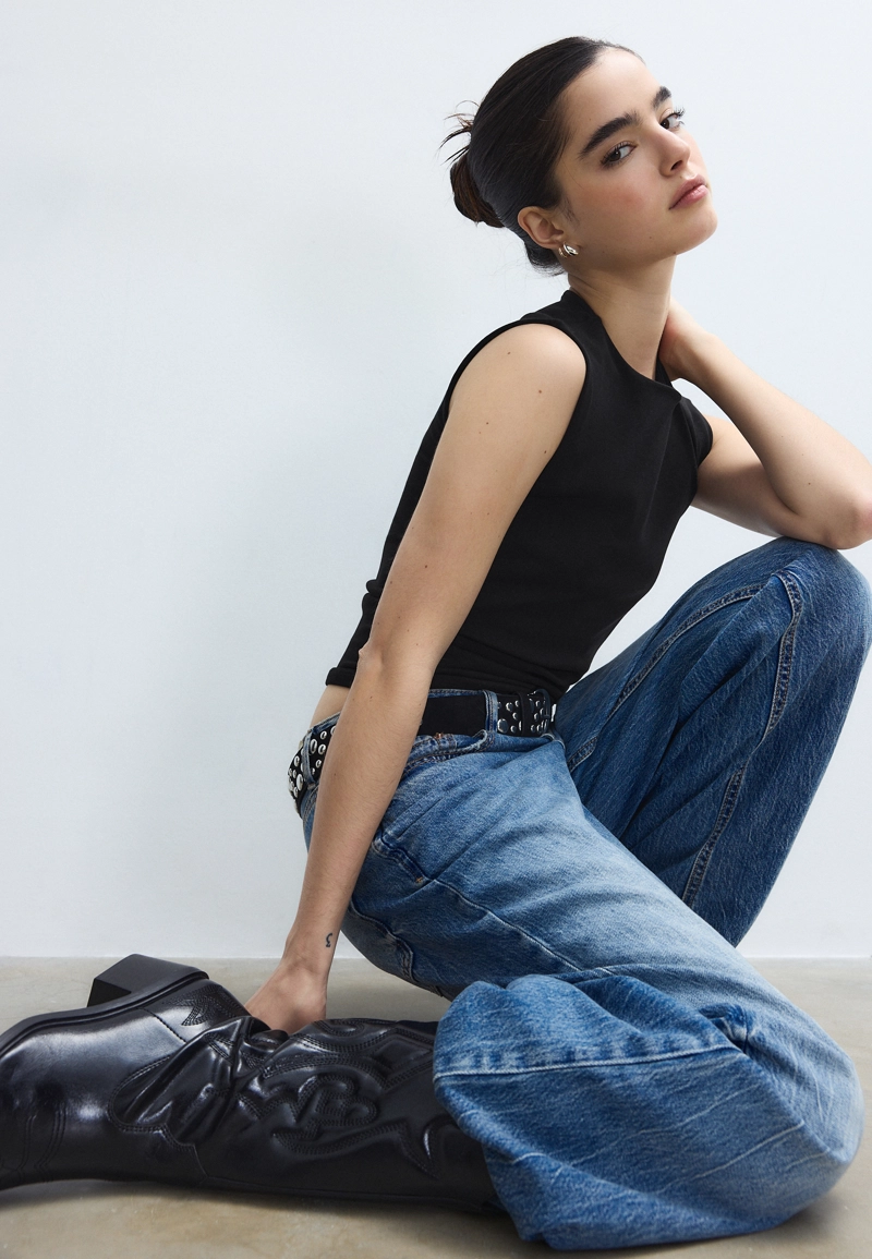 Базовая майка без рукавов