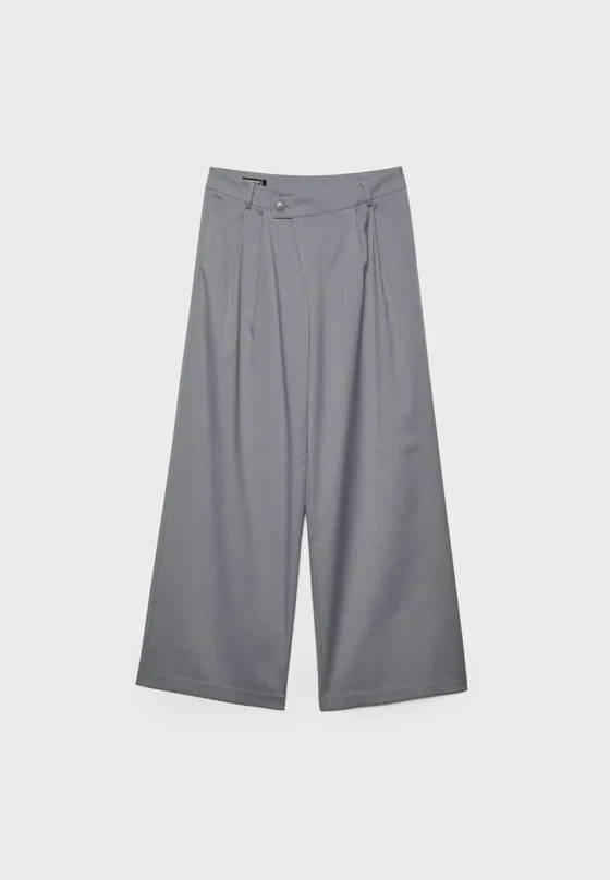 Повседневные брюки в полоску с перекрестной талией