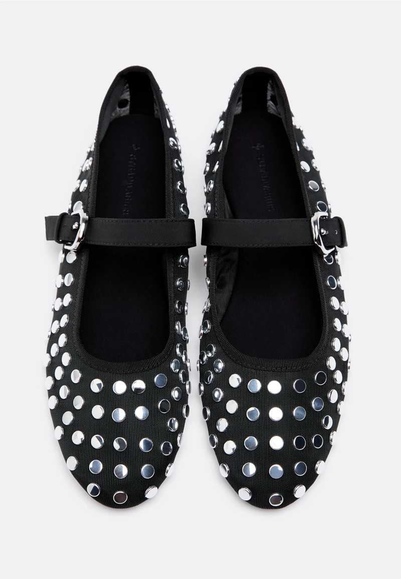 Балетки из сетки с заклепками