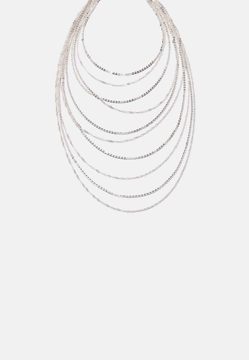 Длинное многорядное ожерелье