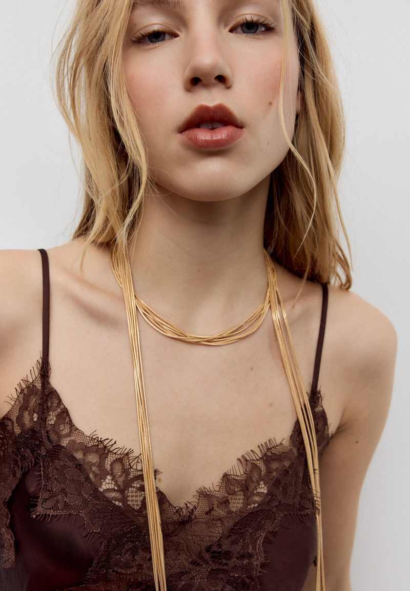 ОЧЕНЬ ДЛИННОЕ ОЖЕРЕЛЬЕ