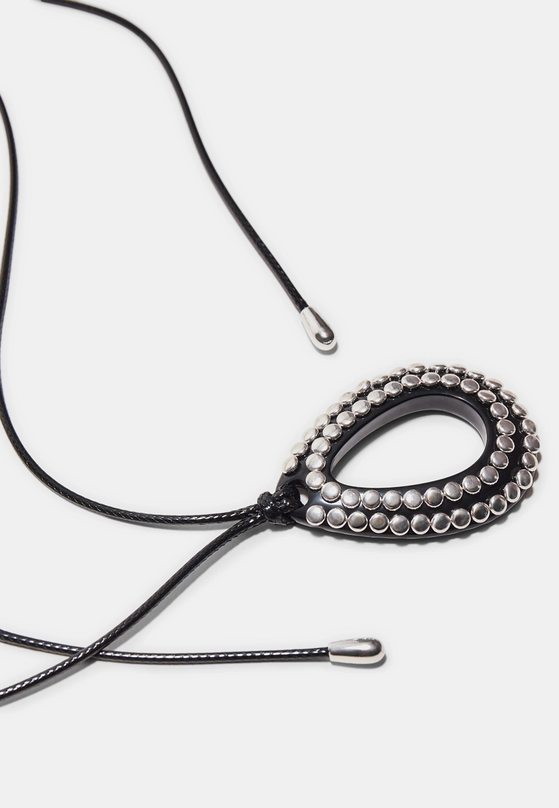 Ожерелье с подвеской на шнурке