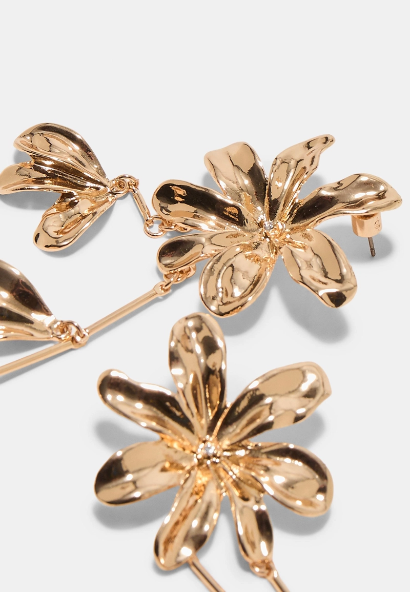 Длинные серьги с цветком