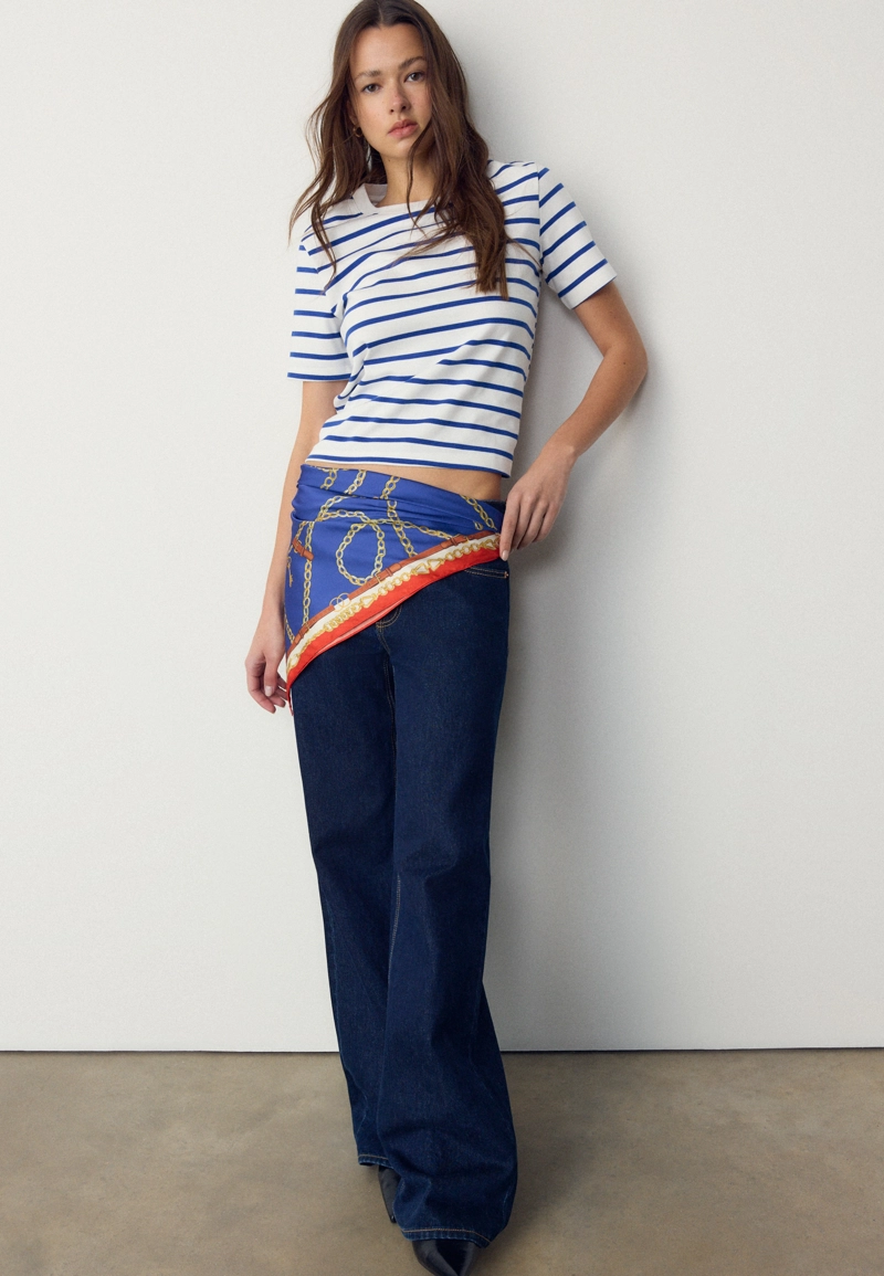 Шелковый платок с цепями