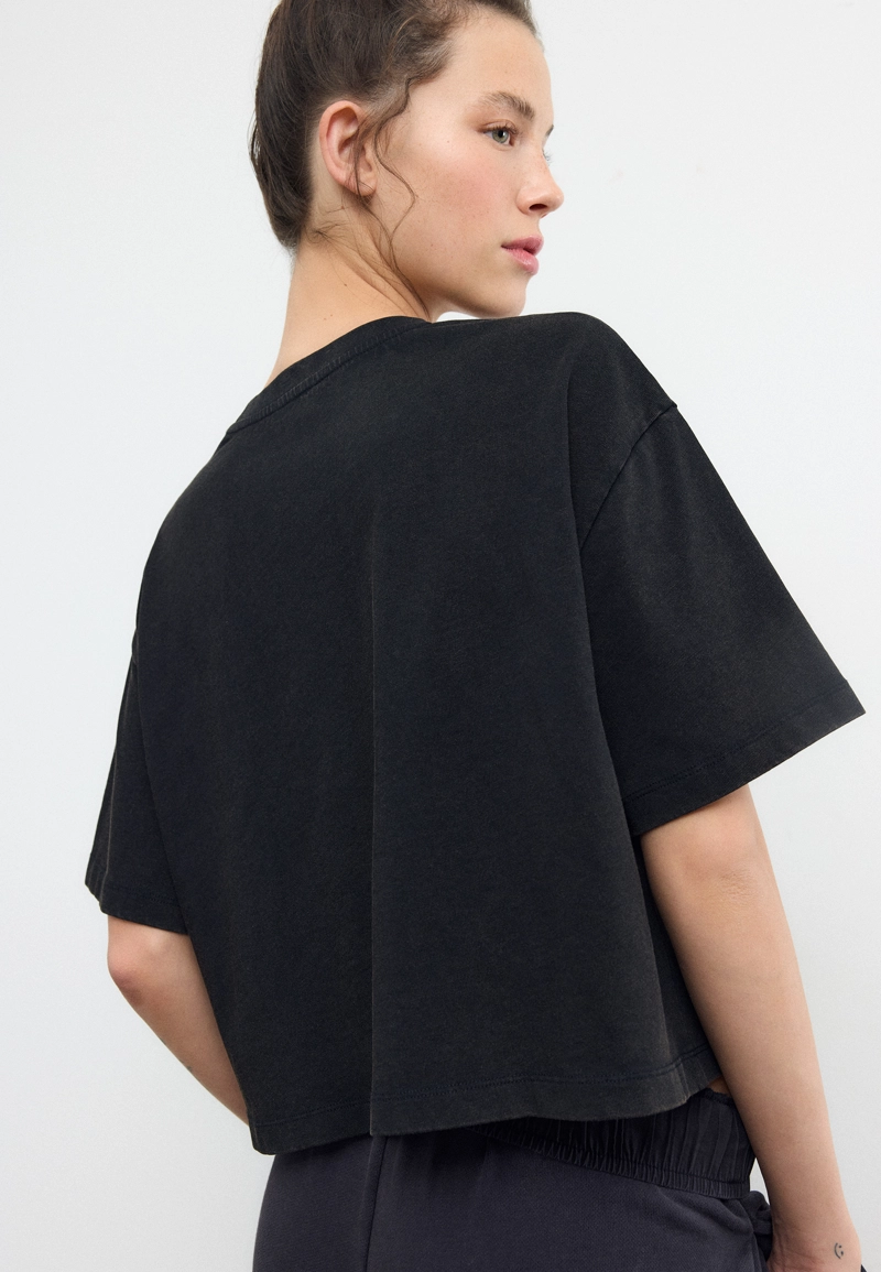 Укороченная футболка с принтом Caffeine