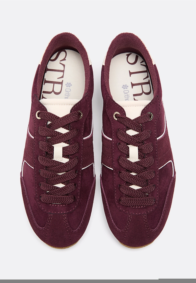 Кеды на тонкой подошве с кожаными деталями