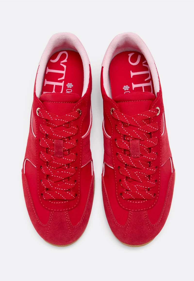 Тапочки на тонкой подошве с кожаными деталями