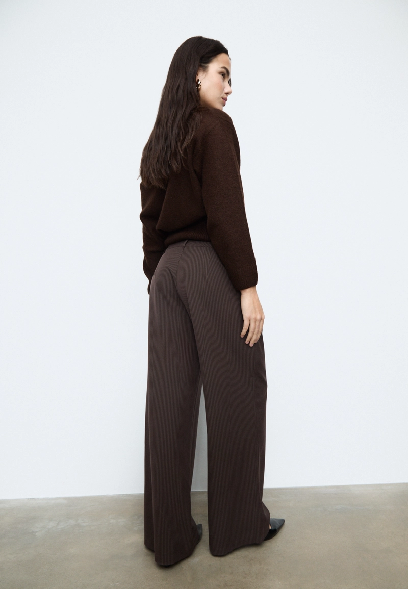 Повседневные брюки в полоску с перекрестной талией