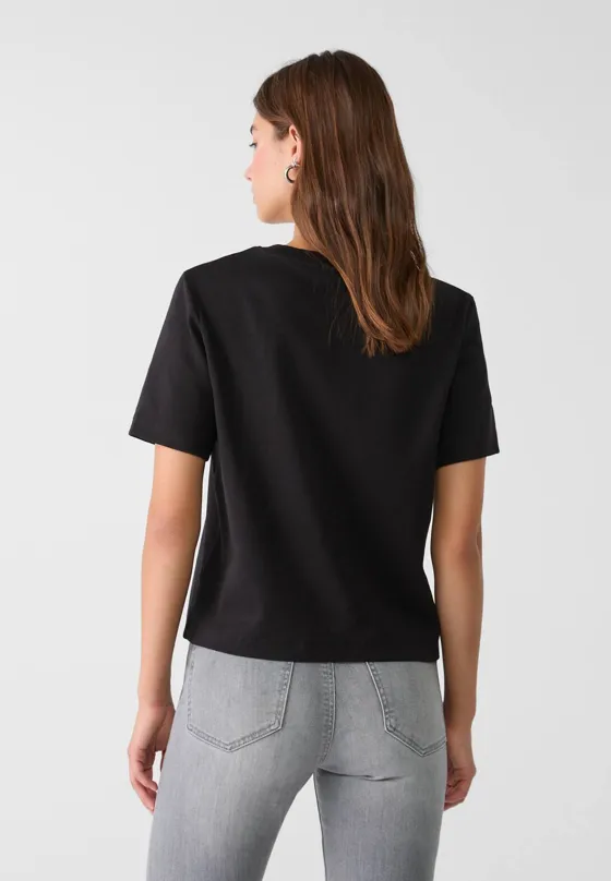 Базовая футболка классического кроя из плотной ткани