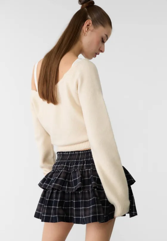 Свитер ассиметричного кроя