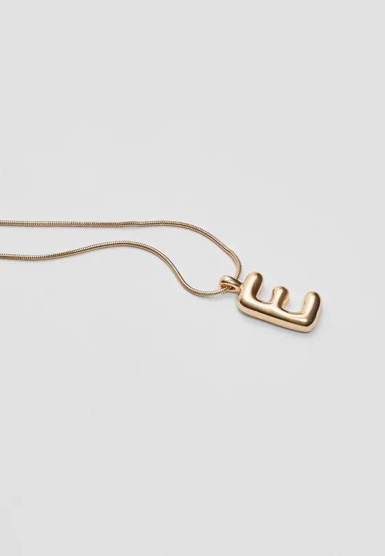 Цепочка с подвеской в форме буквы