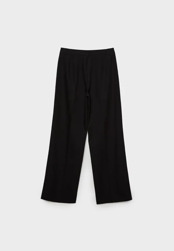 Брюки прямого кроя