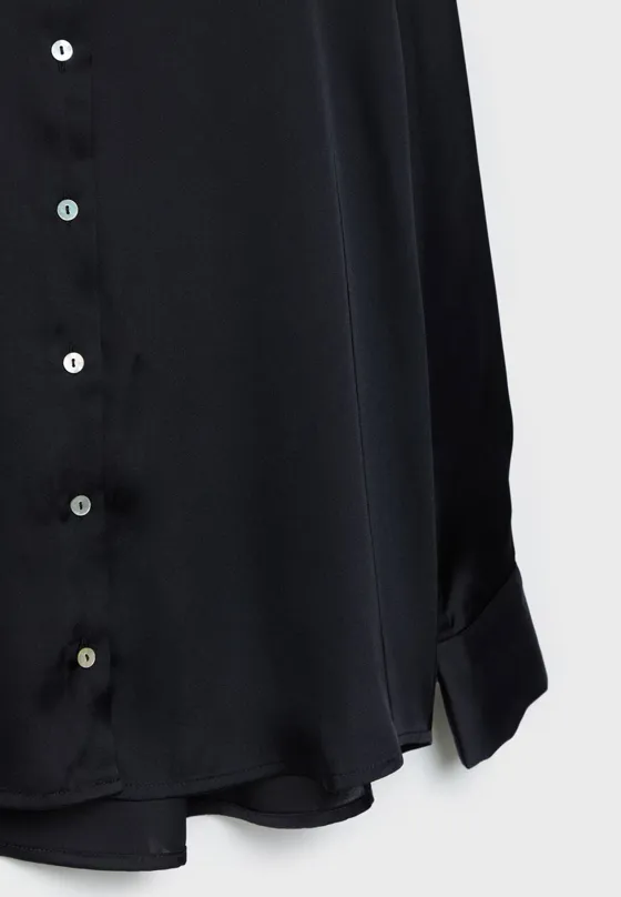 Атласная рубашка с воротником