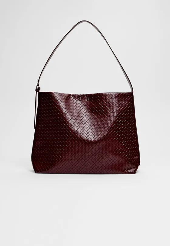 Плетеная сумка с плечевым ремнем